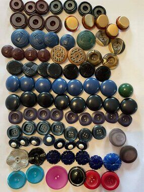 Huge 90pc Vintage Button Lot DESTASH  MCM Retro Sewing Crafting  DIY many sets